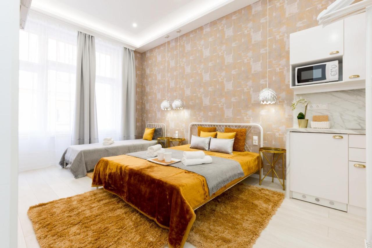 Unique & Lovely Place With Ac Budapest Exteriör bild